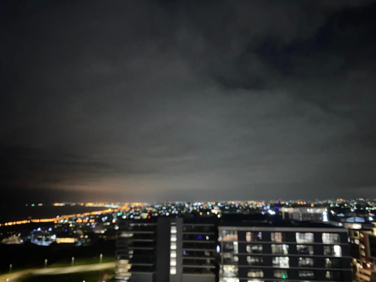 Umhlanga Arch 10Th Floor- Sea Views! Apartment Durban Exterior photo